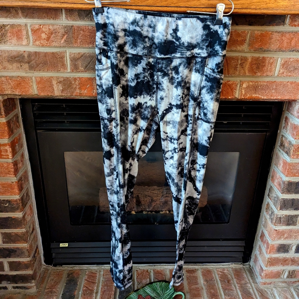 Ultra flirt. Super soft tie-dye leggings women size medium